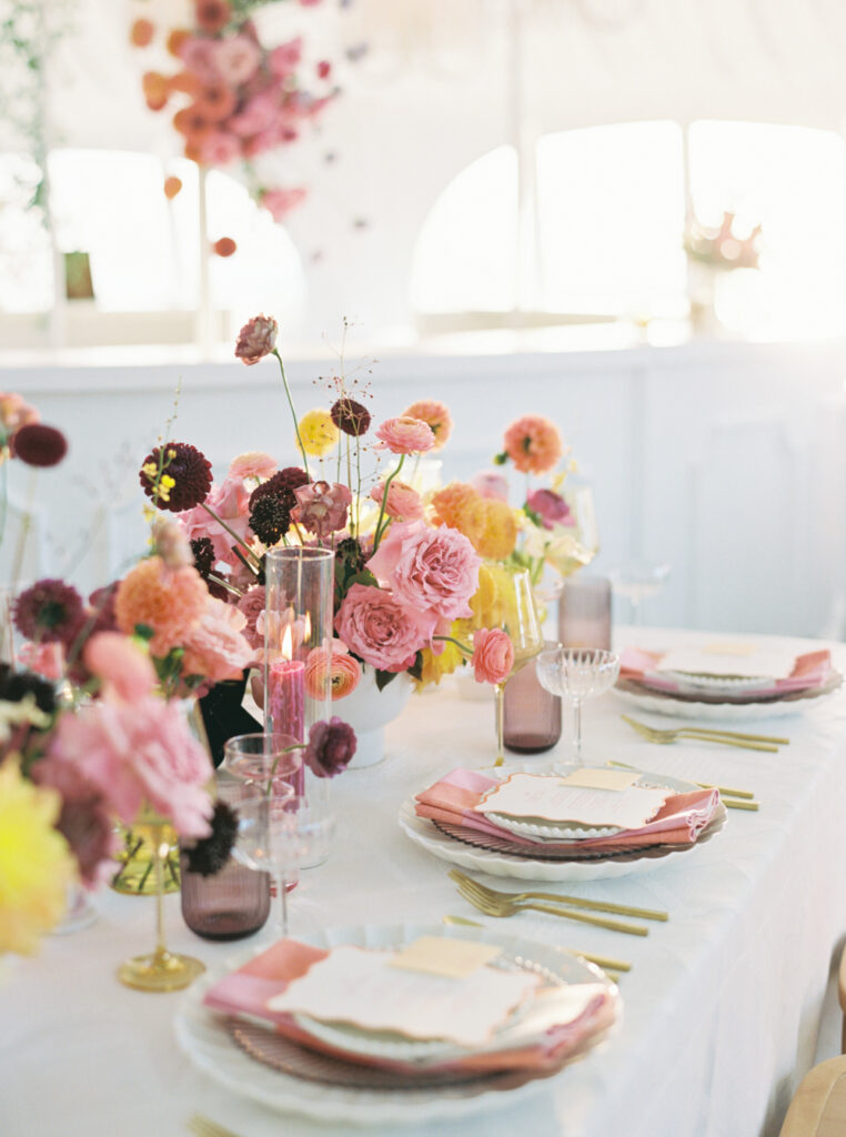 wedding florals on table colorful 